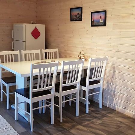Farmer Apartment Laukvik Eksteriør bilde