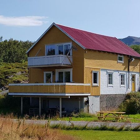 Farmer Apartment Laukvik Eksteriør bilde