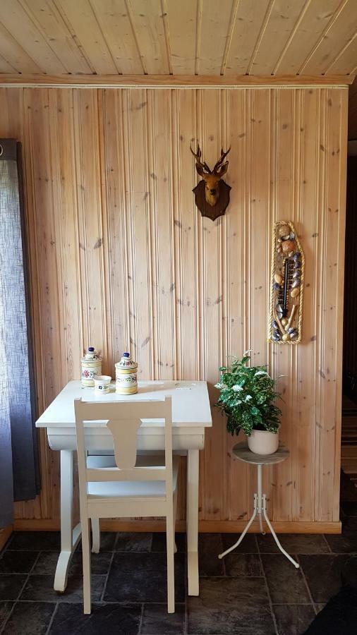 Farmer Apartment Laukvik Eksteriør bilde