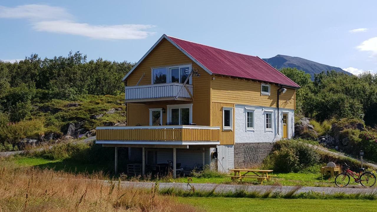 Farmer Apartment Laukvik Eksteriør bilde